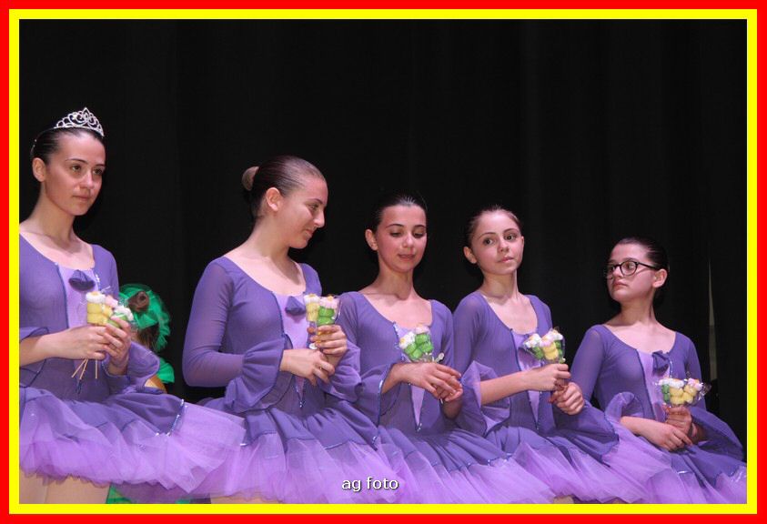 180526 danza 225_tn.jpg